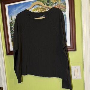 Universal Thread Black/Dark Grey Relaxed Boxy Long Sleeve Top